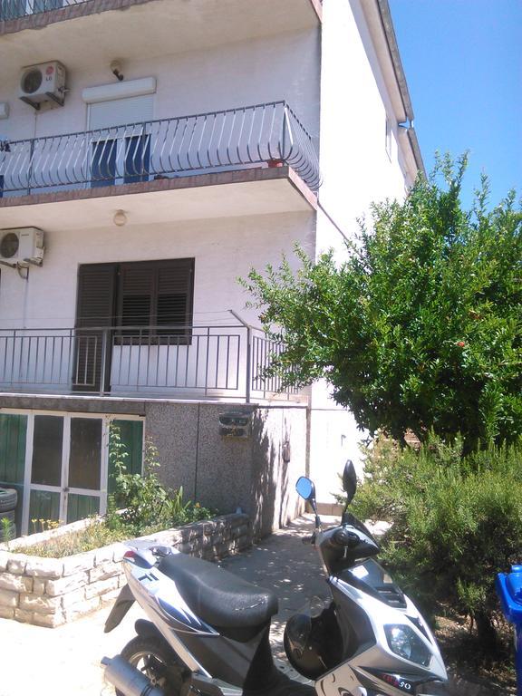 Apartmani Kapitanovic บีโอกราดนาโมรู ภายนอก รูปภาพ