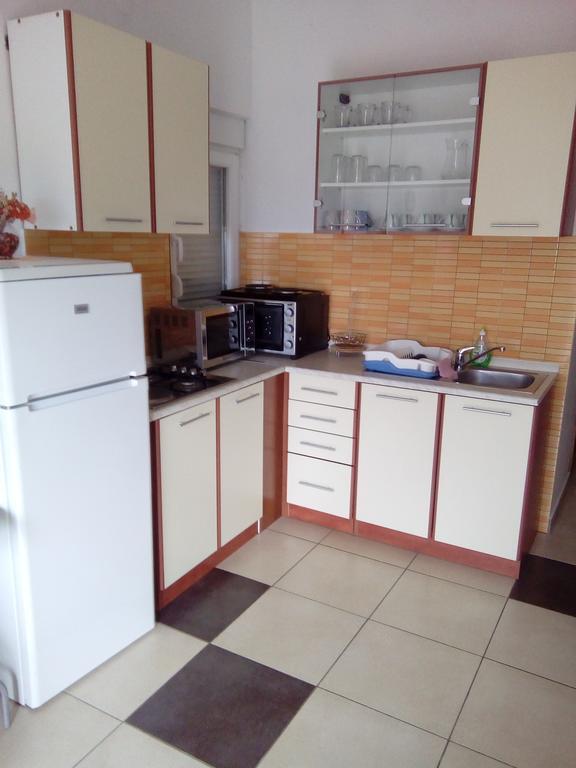 Apartmani Kapitanovic บีโอกราดนาโมรู ภายนอก รูปภาพ