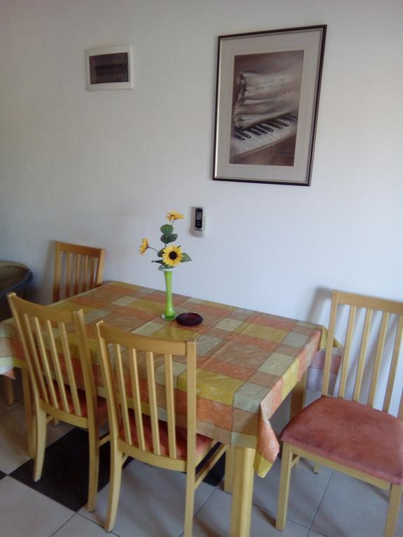 Apartmani Kapitanovic บีโอกราดนาโมรู ภายนอก รูปภาพ